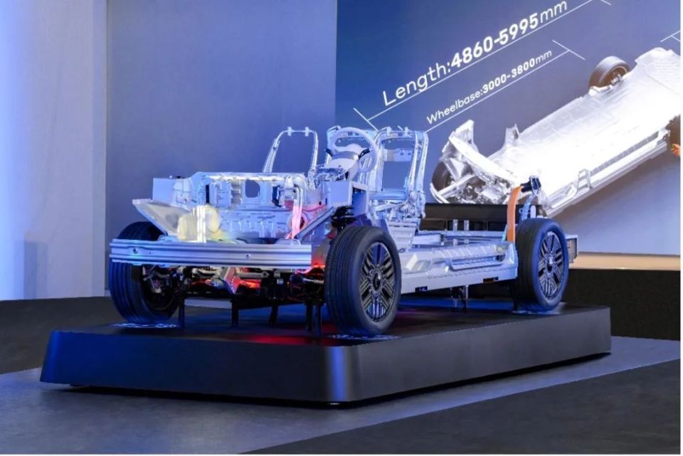 星空体育app官方下载-高速危险：赛道安全革命的必要性的简单介绍